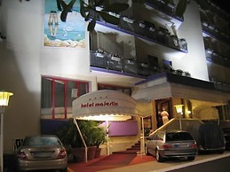 Hotel Majestic