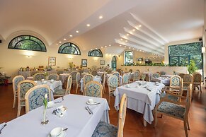 Aldrovandi Residence City Suites