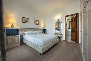 Aldrovandi Residence City Suites