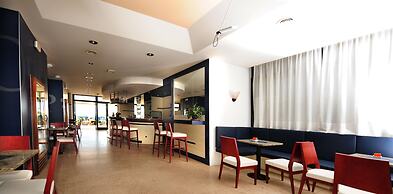 Hotel Orient & Pacific