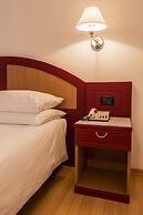 Hotel Orient & Pacific