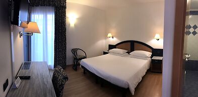 Hotel Orient & Pacific