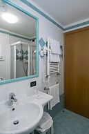 Hotel Orient & Pacific