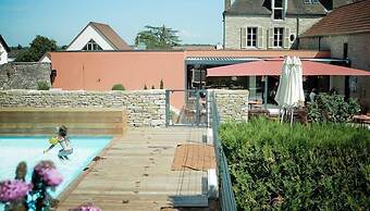 Castel de Tres Girard