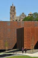 Logis Hôtel Restaurant du Midi