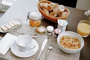 Idéal Séjour  Cannes, Stylish Boutique Hotel with quiet garden