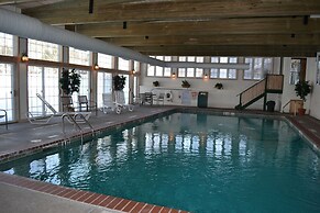 The Kancamagus Lodge