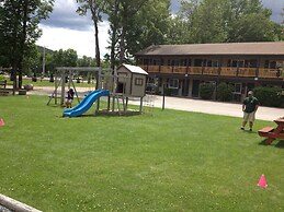 The Kancamagus Lodge