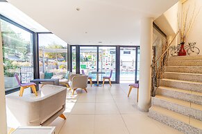 Ferretti Beach Hotel