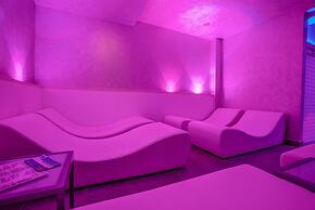 Ferretti Beach Hotel