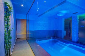 Ferretti Beach Hotel