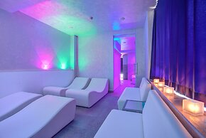 Ferretti Beach Hotel