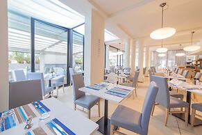 Ferretti Beach Hotel