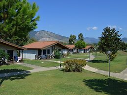Settebello Village
