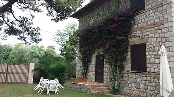 Settebello Village