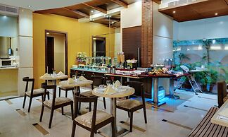 Grand Residency Hotel & Serviced Apartments