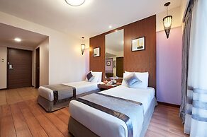 Grand Residency Hotel & Serviced Apartments