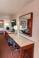 Spencer Inn and Suites