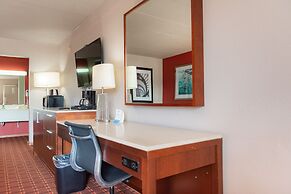 Spencer Inn and Suites