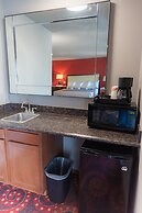 Spencer Inn and Suites