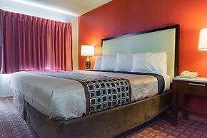 Spencer Inn and Suites