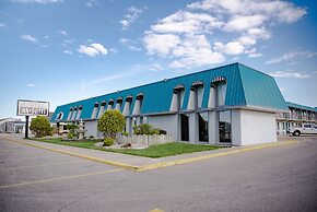 Spencer Inn and Suites