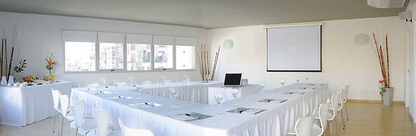 Dazzler by Wyndham Buenos Aires Maipu