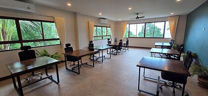 Sunset Hill Boutique Resort