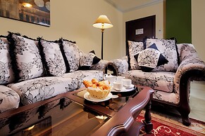 Pars International Hotel