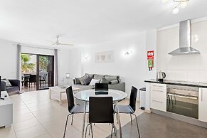 Paloma Beach Apartments