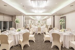 Joy Nostalg Hotel and Suites Manila Managed by The Ascott Limited