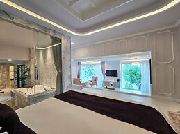 Cocohut Beach Resort