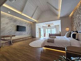 Cocohut Beach Resort