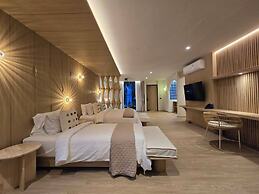 Cocohut Beach Resort