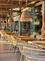 Cocohut Beach Resort