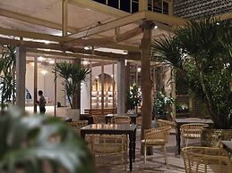 Cocohut Beach Resort