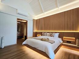 Cocohut Beach Resort