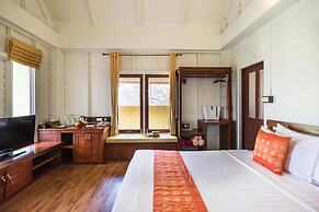 Cocohut Beach Resort