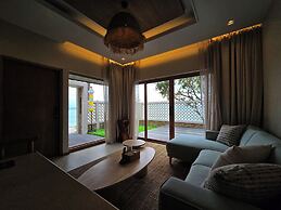 Cocohut Beach Resort