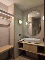 Cocohut Beach Resort