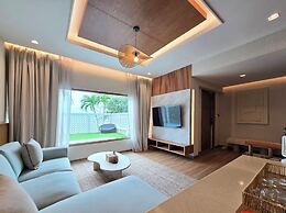 Cocohut Beach Resort