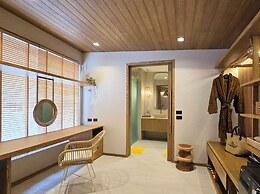 Cocohut Beach Resort