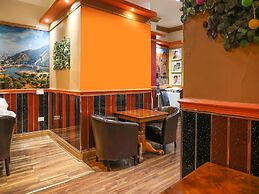 Hotel 346