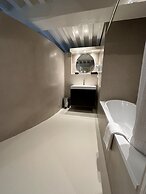 Hotel Grand Canal
