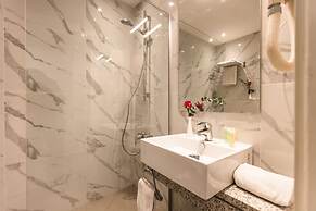 Liwan Hotel