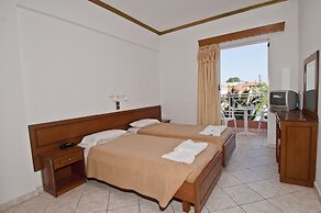Angelina Hotel & Apartments
