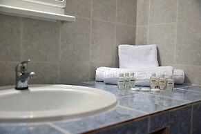 Angelina Hotel & Apartments