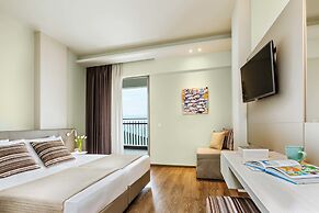 Ammon Zeus Luxury Beach Hotel