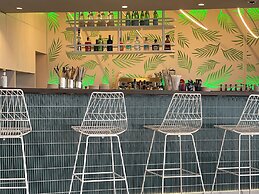 Ammon Zeus Luxury Beach Hotel