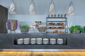 Ammon Zeus Luxury Beach Hotel